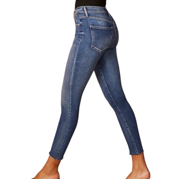 Aritzia Denim Forum The Lola Skinny Crop Jeans - Picture 2 of 9